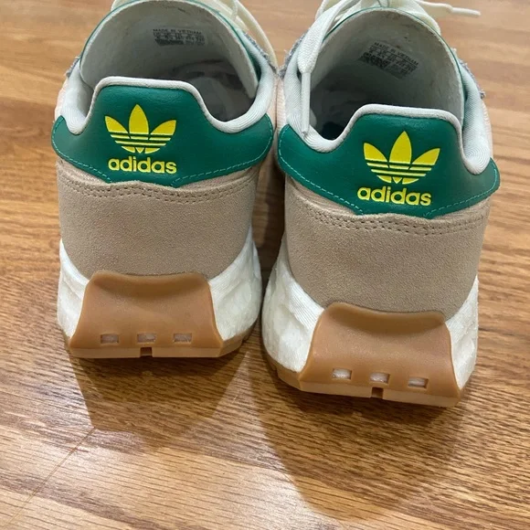 Adidas Retropy E5 Beige and Yellow Running Shoes - Picture 2 of 9